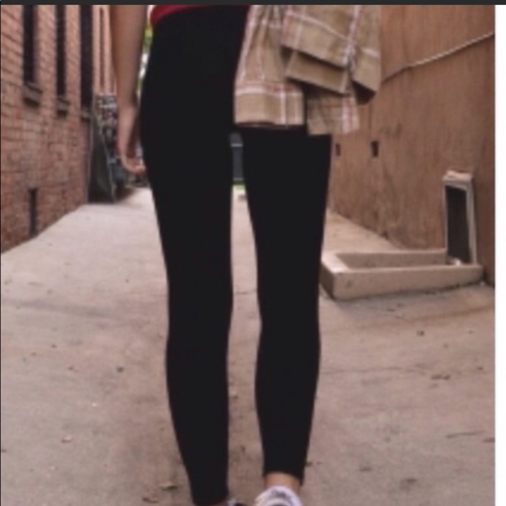 🔴SOLD OUT🔴LEGGINGS SZ S/M🦋BTQ - Picture 5 of 5